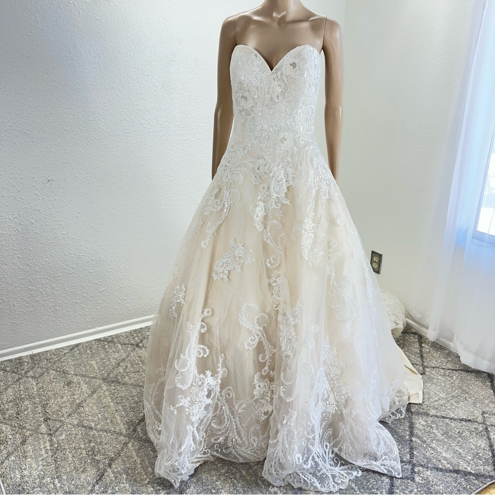 Allure Bridals Gown 9413 champagne ivory size 12 sweetheart princess